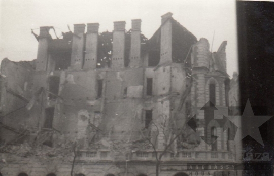 THM-UN-2017.1.28 - 1956-os forradalom és szabadságharc az Üllői úton és környékén